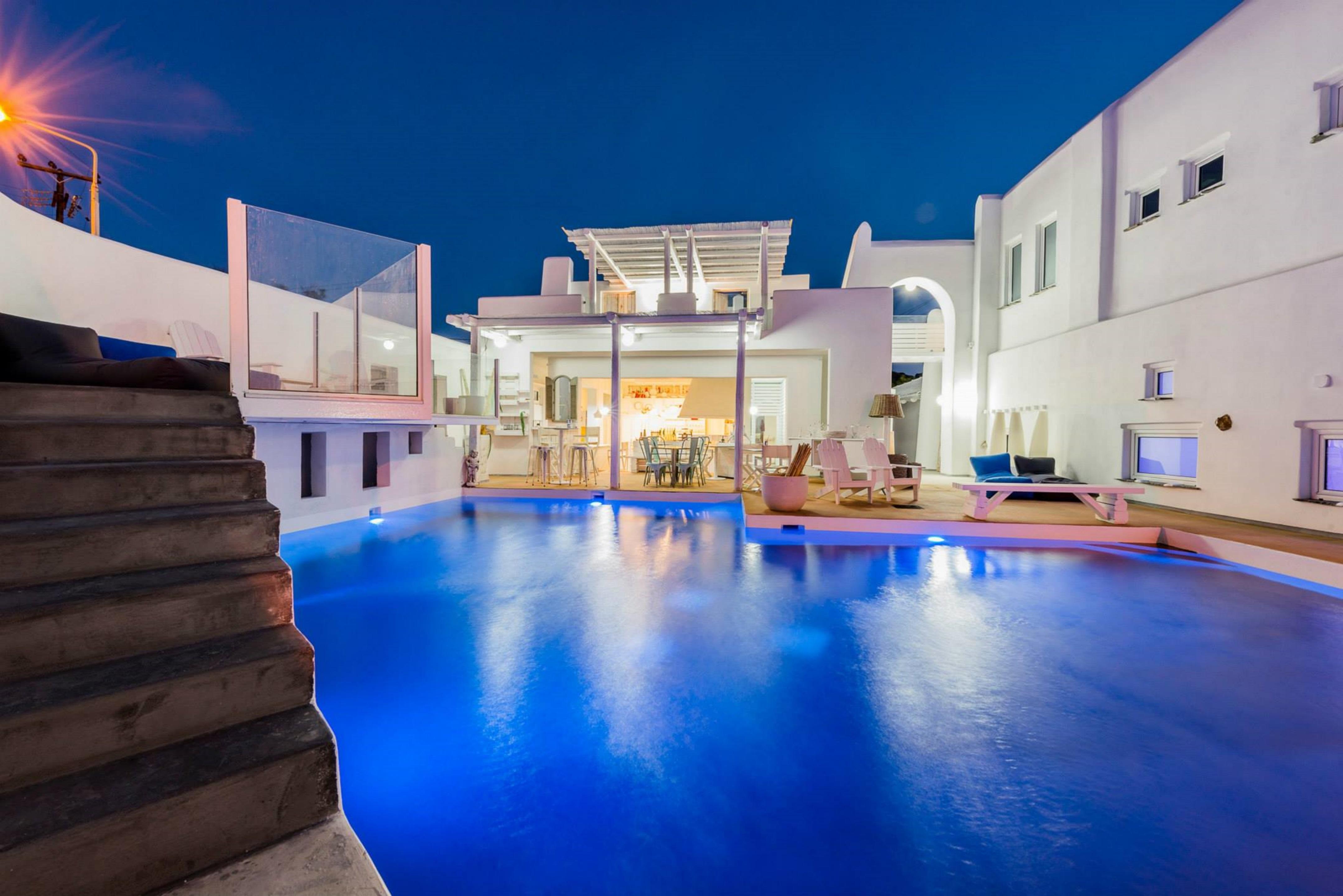 Kouros Exclusive Hotel & Suites - Adults Only 法里拉基 外观 照片