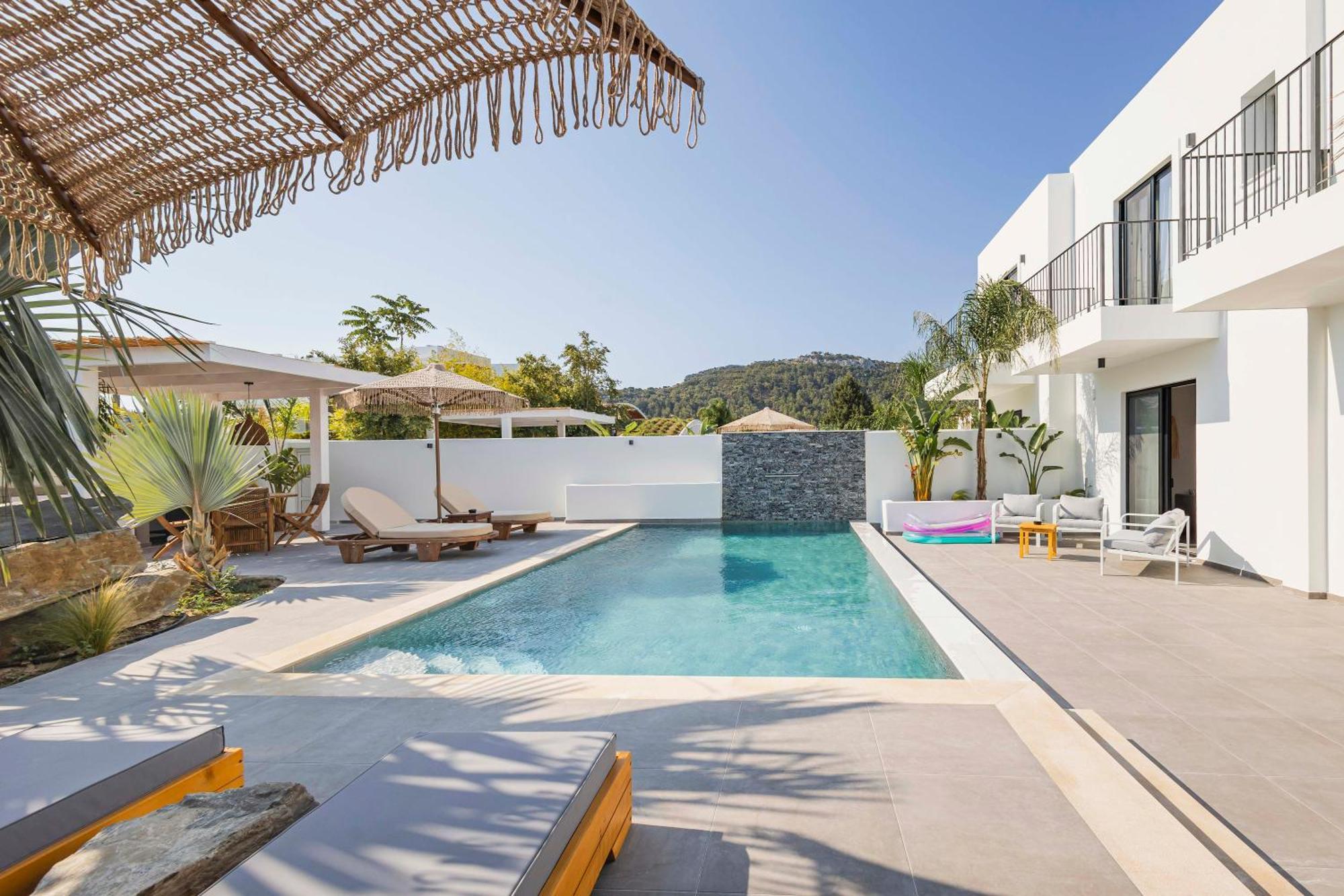 Kouros Exclusive Hotel & Suites - Adults Only 法里拉基 外观 照片
